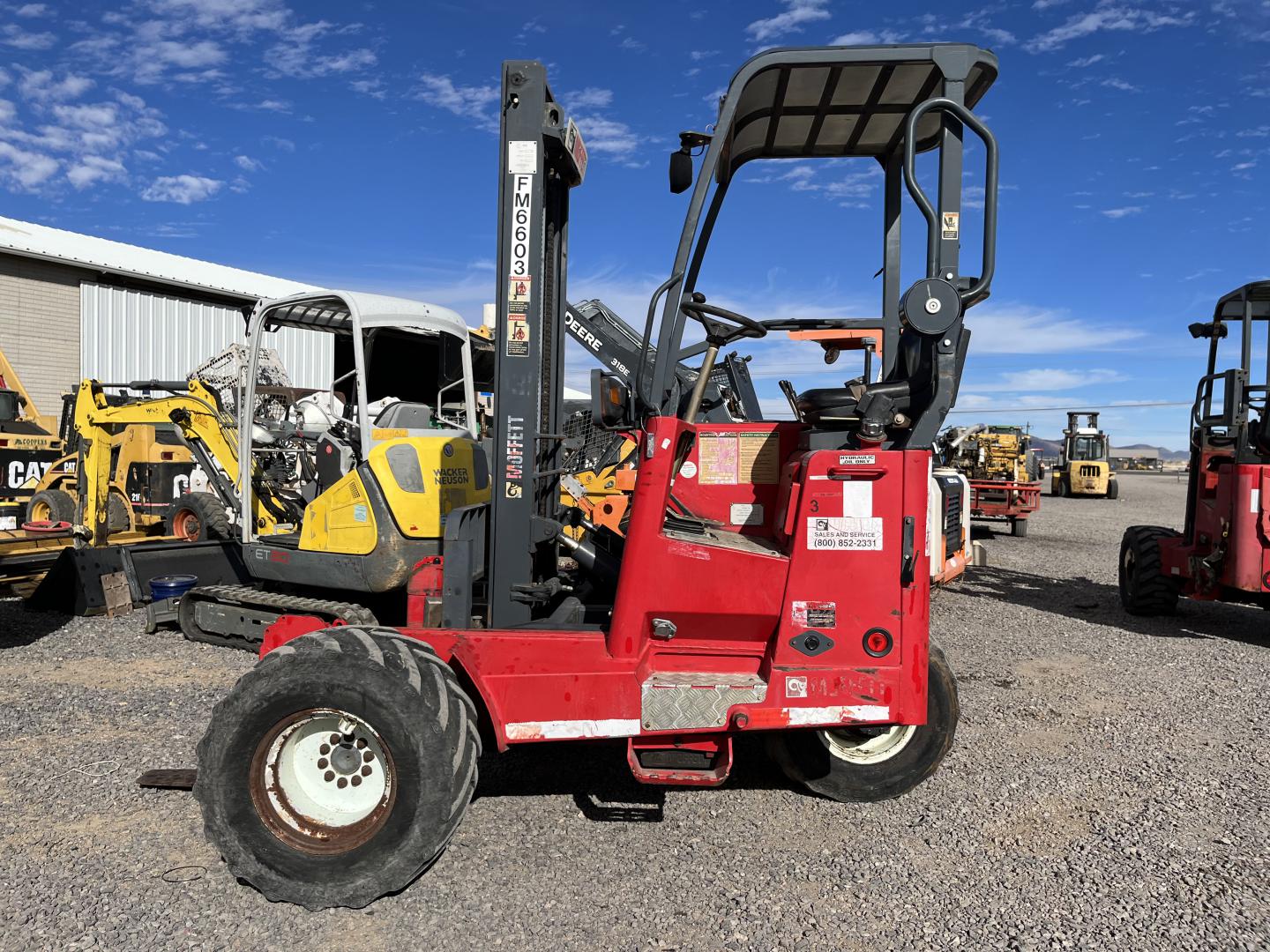 ./imagenes/INVOICE/2019/17433/MONTACARGAS MOFFETT M55 (1).JPG